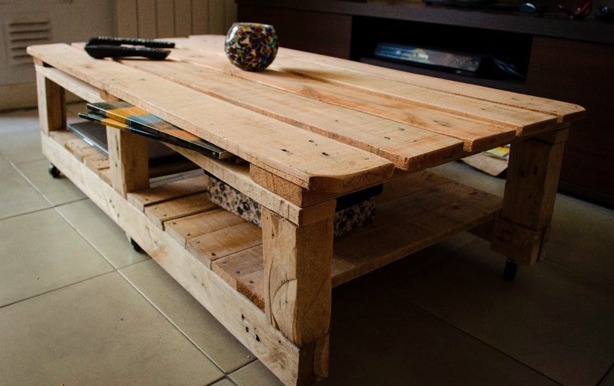 Mesa del comedor con pales