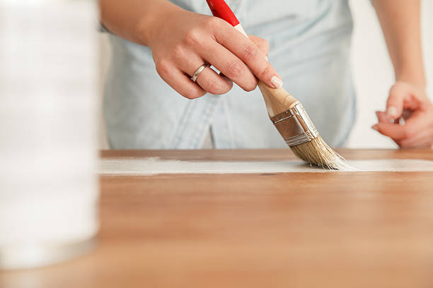 pintar con brocha un mueble de melamina